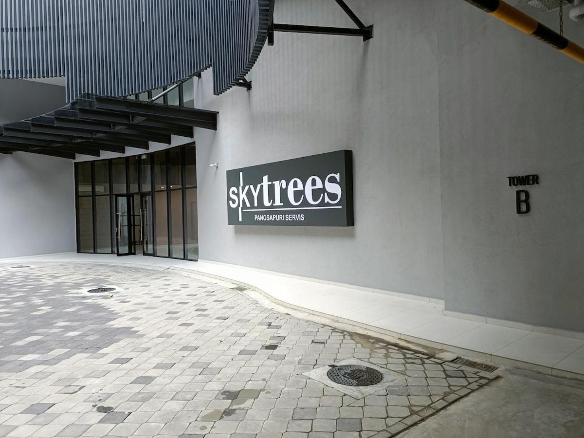 Sky Trees 2 Guests Balcony Garden View Aeon Pool Pangsapuri *